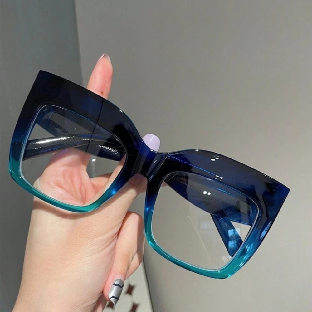 NEW Blue Ombre Oversize Fashion Glasses - Picture 9 of 9